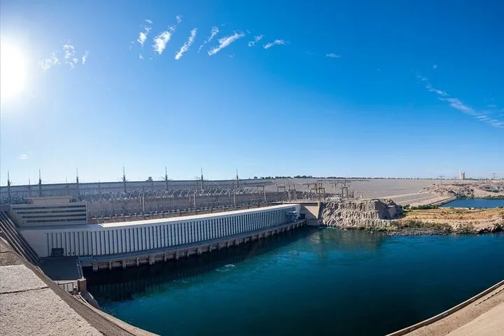 Egipto en Nochevieja Gran Viaje de 14 Días con Crucero y Mar Rojo