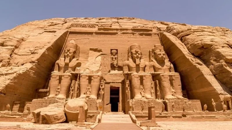 Asuán Desde Luxor Excursión Privada de Día Completo al Alto Egipto