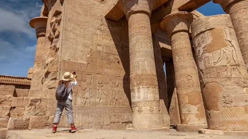 Viaje Privado a Los Templos De Karnak Y Luxor Tour de Medio Día