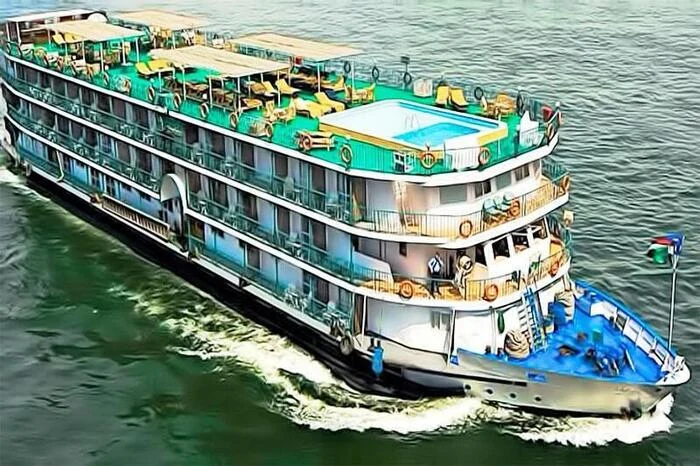 Crucero por el Nilo La Traviata