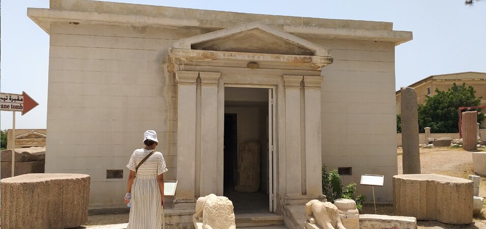 Excursión a Alejandría Desde El Cairo Tour Privado VIP con Catacumbas y Almuerzo de Mariscos