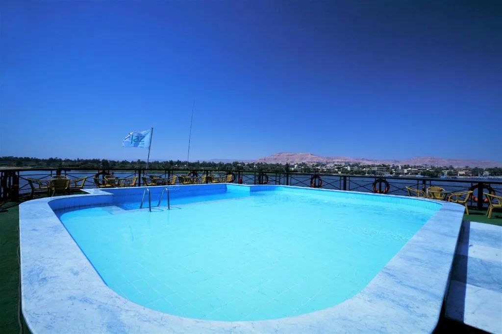 Crucero Nilo Jaz Crown Jewel 4 Días Asuán Luxor