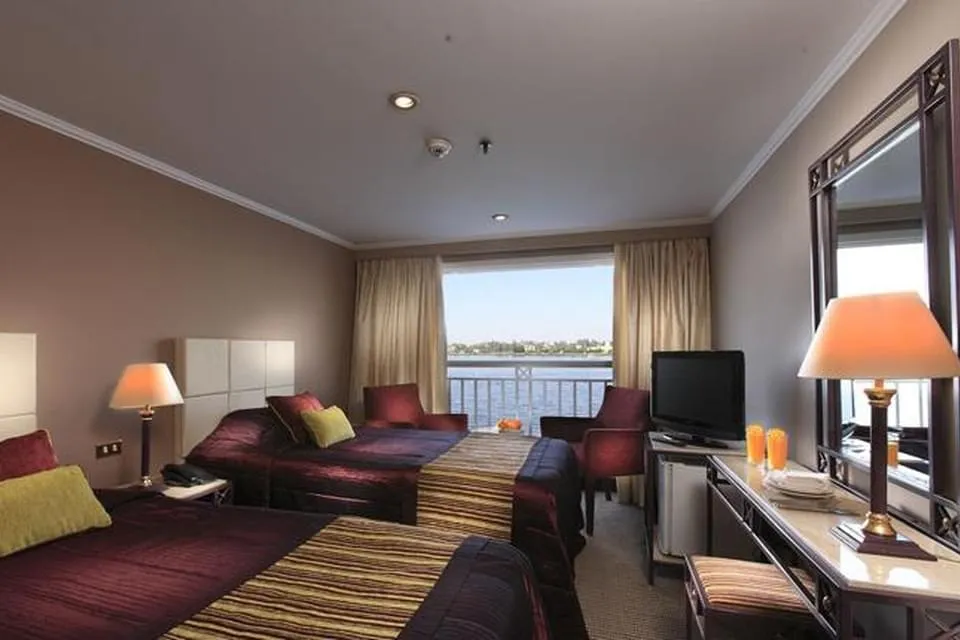 Crucero Nilo Jaz Crown Jewel 4 Días Asuán Luxor