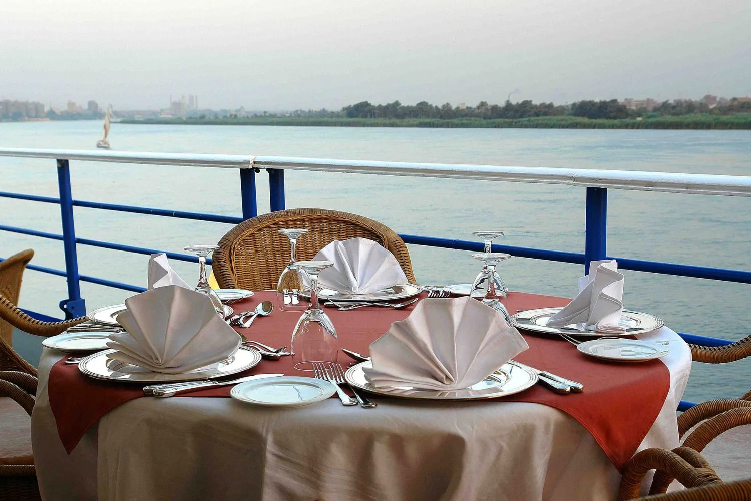 Crucero Nilo Miss Egipto 4 Días Asuán Luxor
