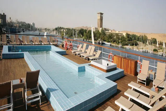 Crucero Nilo Movenpick Royal Lily 4 Días Asuán Luxor