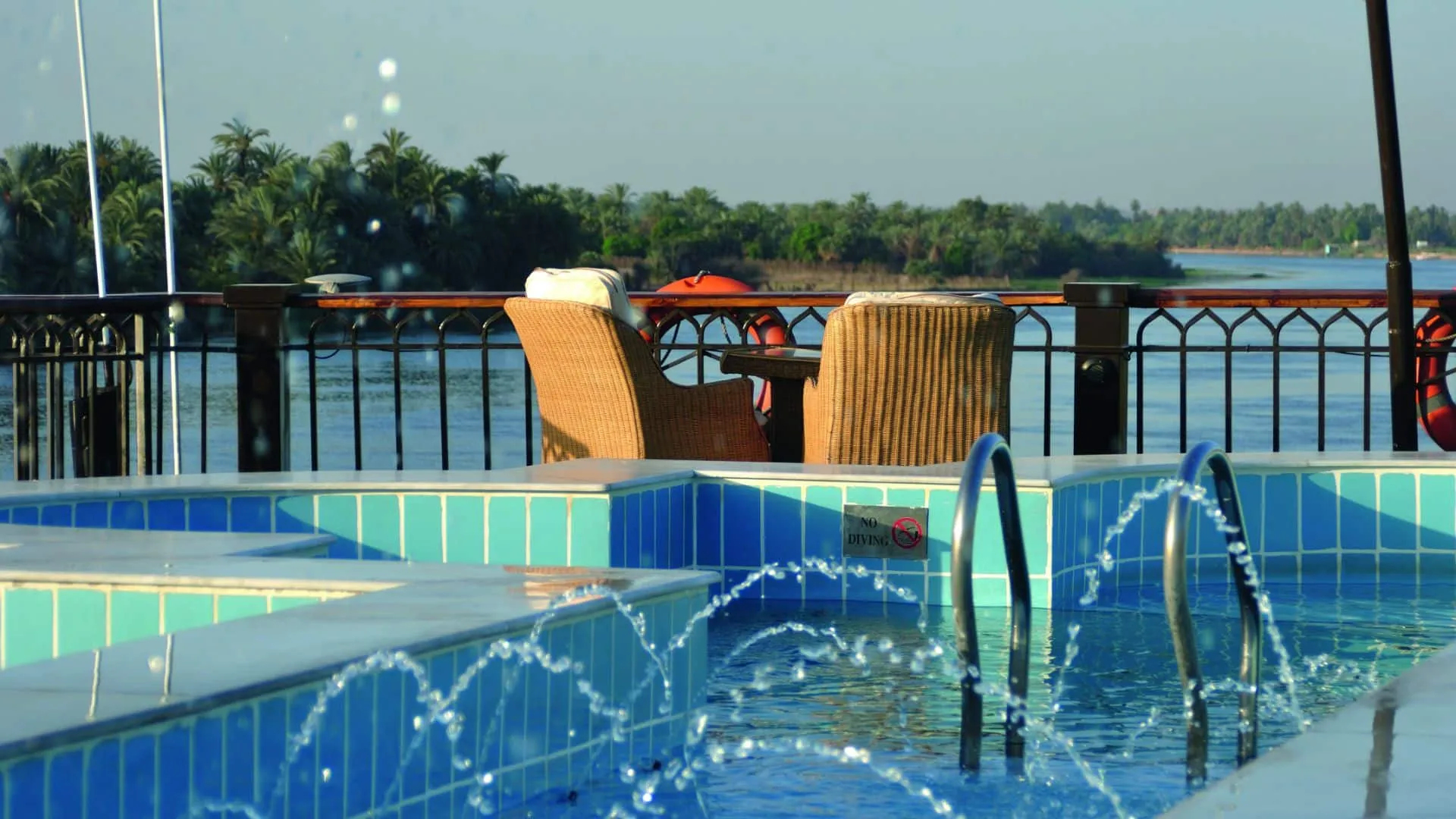 Crucero Nilo Mövenpick SS Misr 4 Días Asuán Luxor