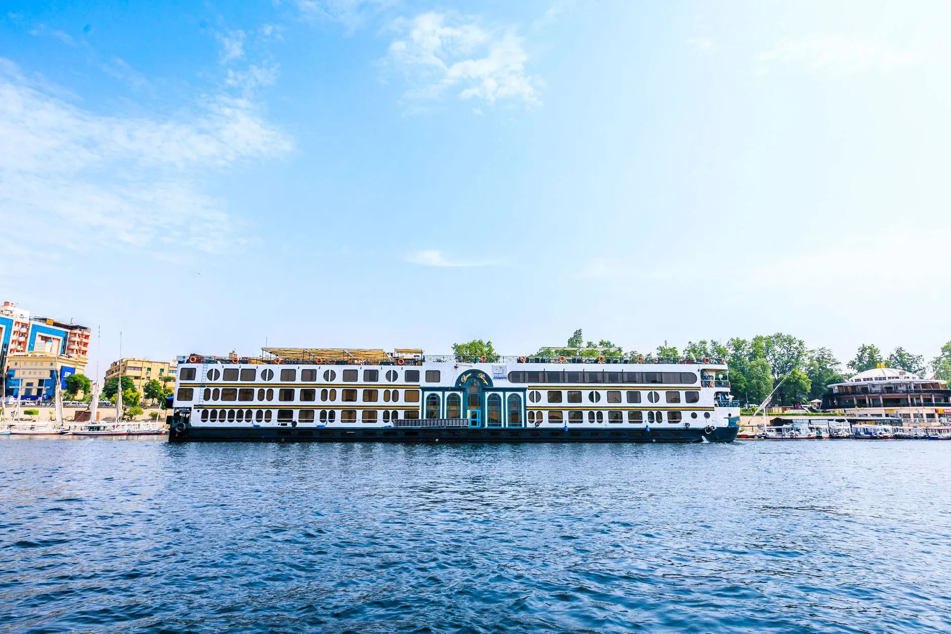 Crucero Nilo Royal Beau Rivage 5 días Luxor Asuán