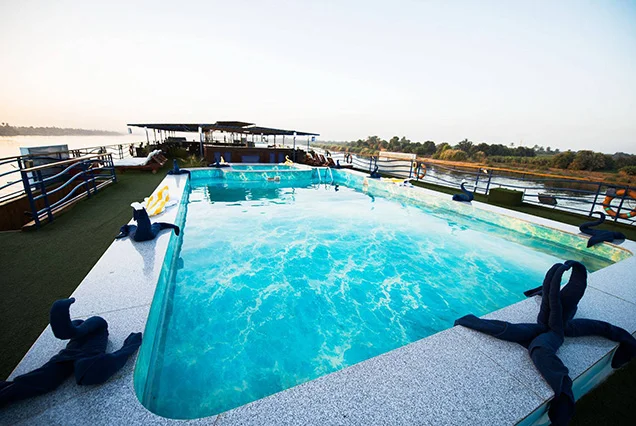 Crucero Nilo Royal La Terrasse 5 Días Luxor Asuán