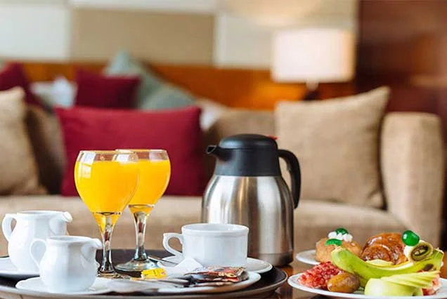 Crucero Nilo Sonesta St George 4 Días Asuán Luxor
