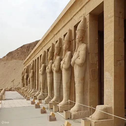 Expedición Suprema: Crucero De Abu Simbel a Luxor de 5 Días
