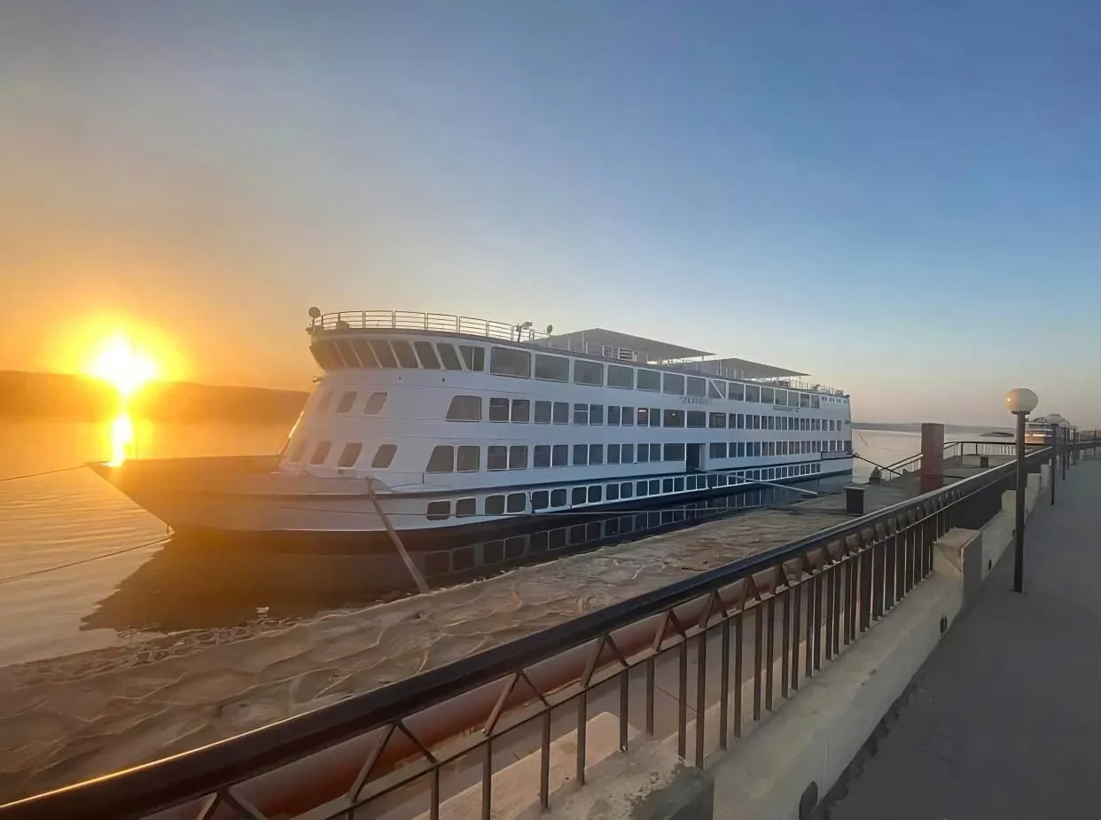 Crucero Nilo Fostat 4 Días Asuán Luxor