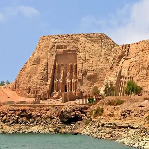 Experiencia Inolvidable: Crucero Nilo Luxor Aswan de 4 Días