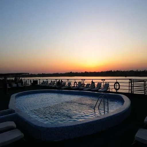 Crucero Nilo Queen of Hansa 5 Días Luxor Asuán