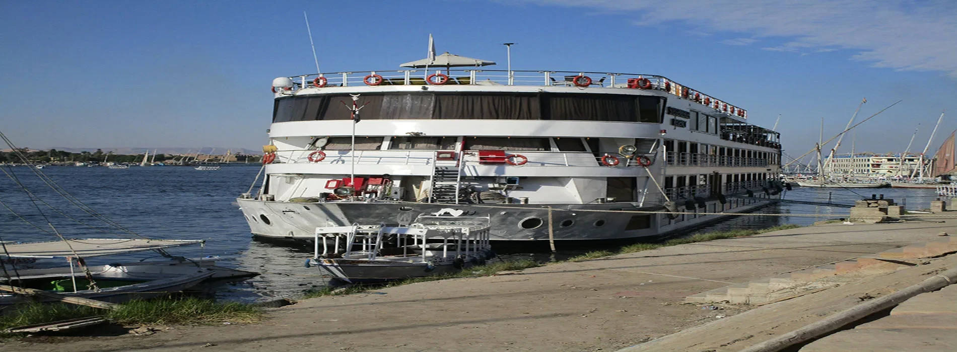 Crucero Nilo Steigenberger Regency 4 Días Asuán Luxor