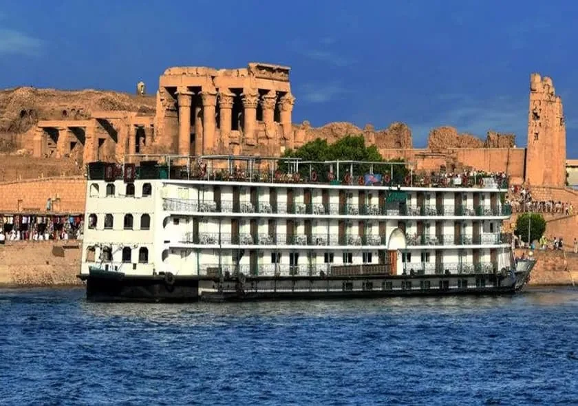 Escapada VIP Crucero Por El Nilo Desde El Cairo 3 Noches