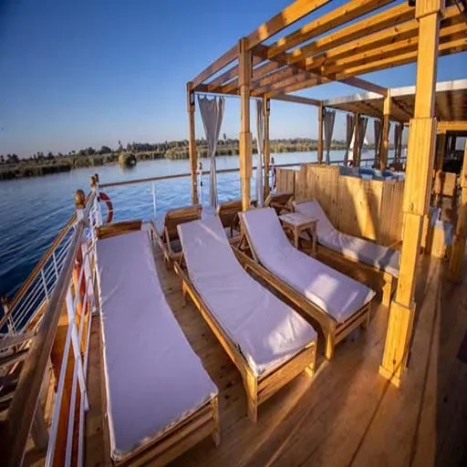 Dahabiya Crucero Nilo Akhnaton 5 Días Luxor Asuán