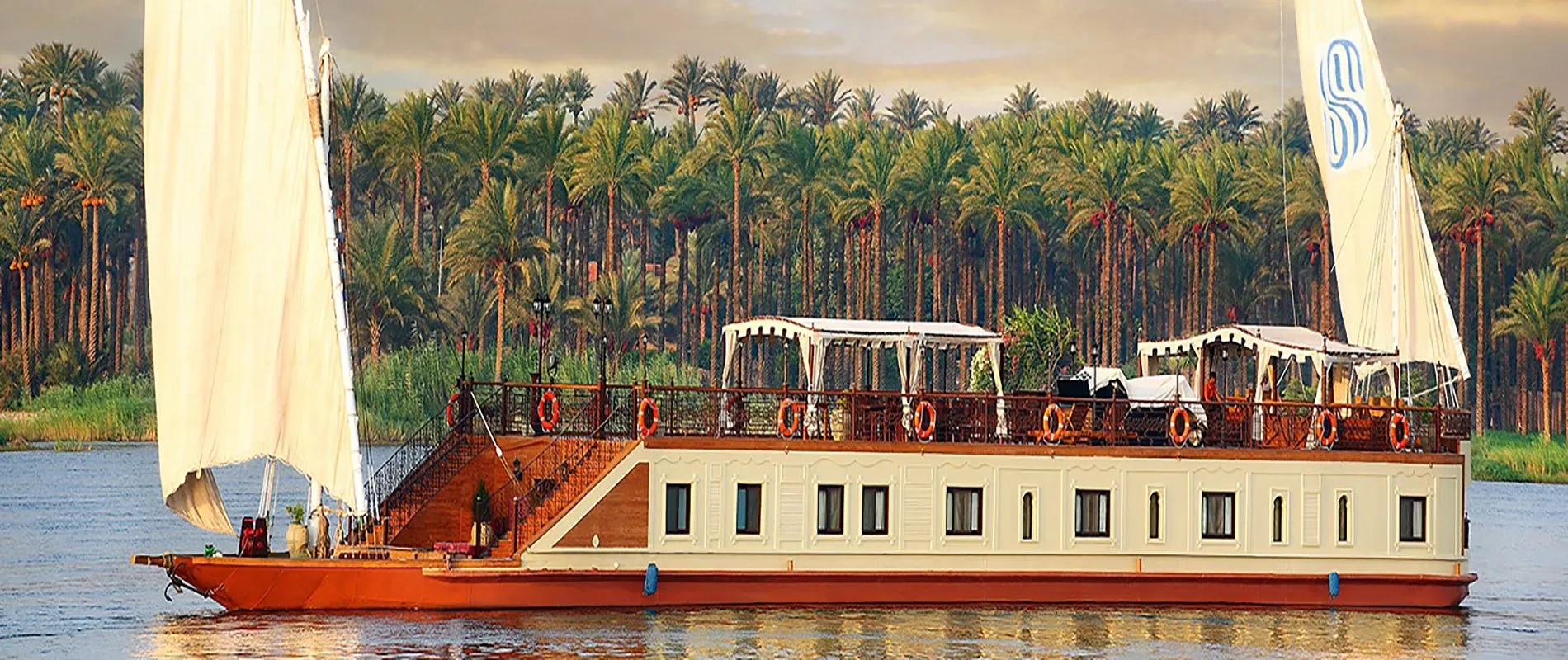 Dahabiya Crucero Nilo Amirat 4 Días Asuán Luxor