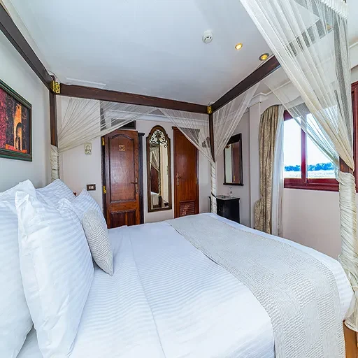 Dahabiya Crucero Nilo Amirat 5 Días Luxor Asuán