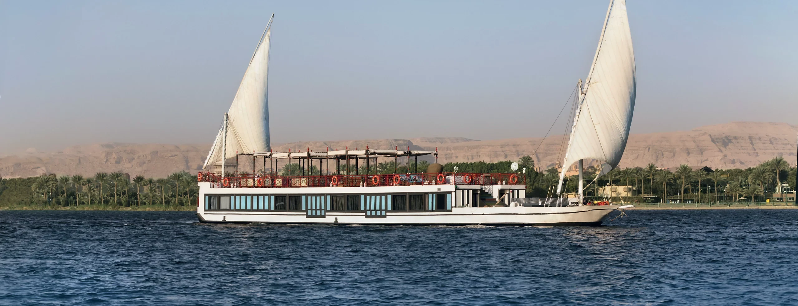 Dahabiya Crucero Nilo Mövenpick SB Feddya 5 Días Asuán Luxor