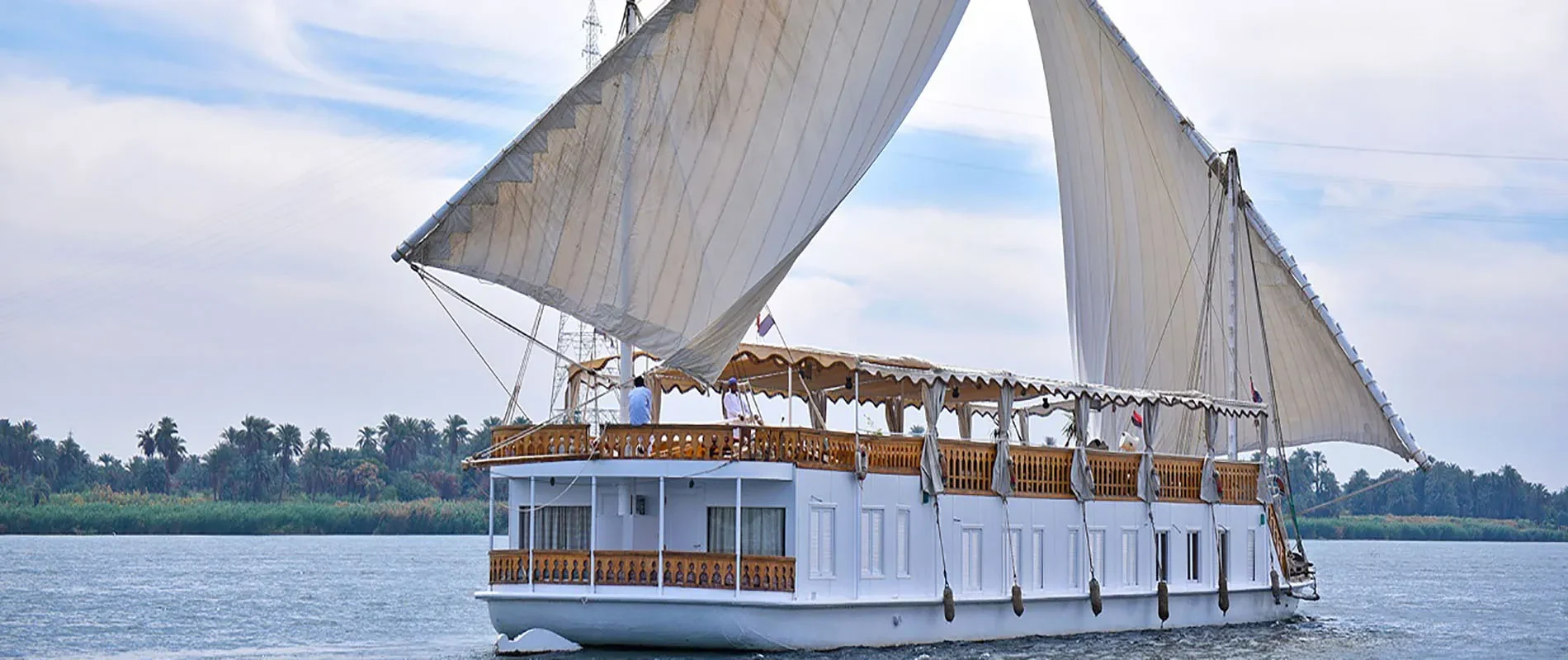 Dahabiya Crucero Nilo Nour El Nil 6 Días Esna Asuán