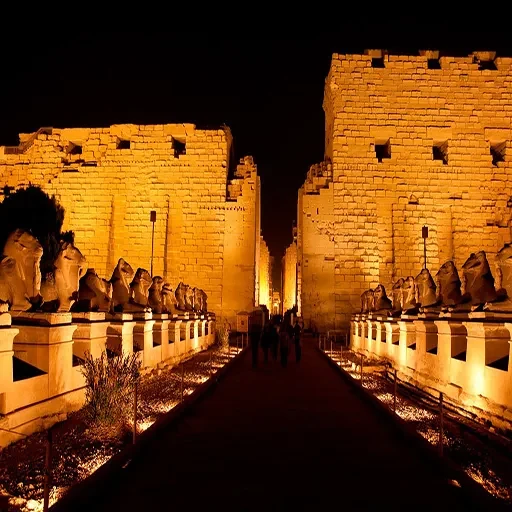 Espectáculo De Luz Y Sonido en El Templo De Karnak