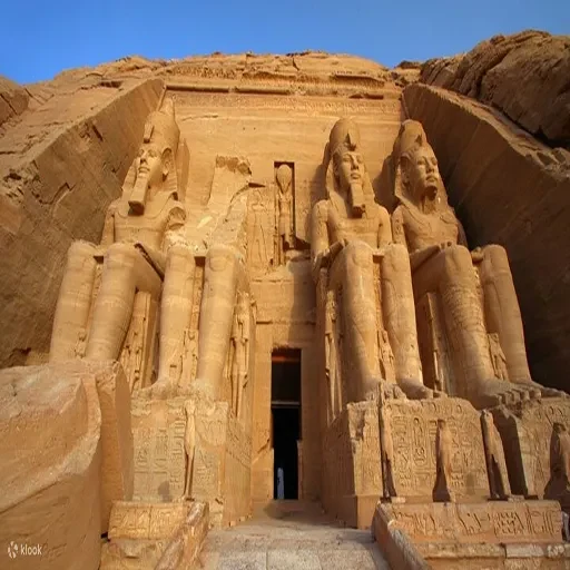 Excursión De Asuán a Abu Simbel en Autobús