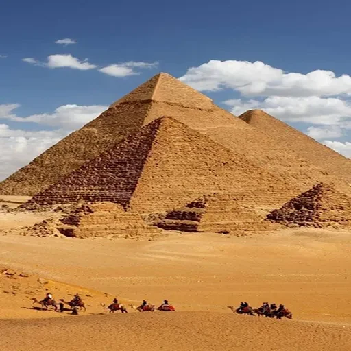 Excursión de Élite por Aire a las Pirámides y el Gran Museo Egipcio De El Cairo