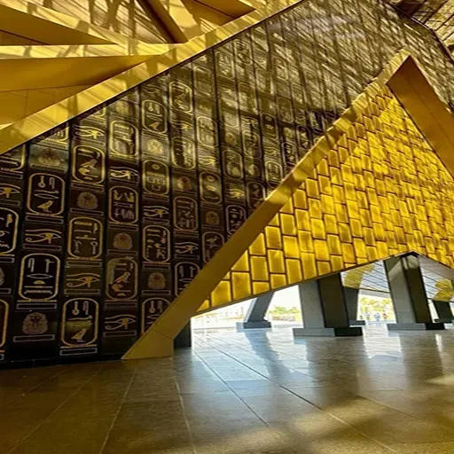 Excursión de Élite por Aire a las Pirámides y el Gran Museo Egipcio De El Cairo