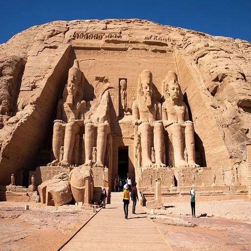 Excursión Privada de Luxor a Abu Simbel de un Día