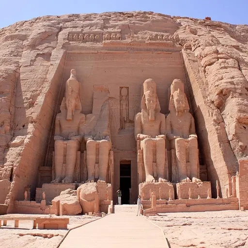 Excursión Privada de Luxor a Abu Simbel de un Día