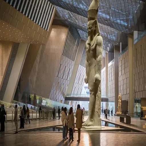 Excursión Privada al Nuevo Gran Museo Egipcio De El Cairo desde Hurghada