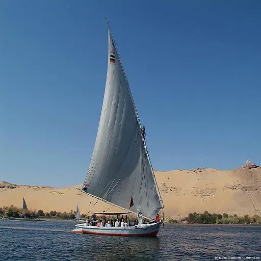 Paseo en Faluca Por El Nilo Luxor: Atardecer en Tebas