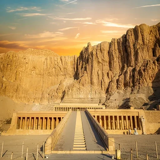 Grandes Vacaciones Semana Santa Egipto con Crucero y Mar Rojo