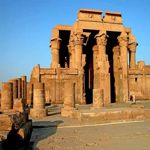 Viajar en Diciembre a Egipto Circuito de 14 Días con Nilo y Sharm El-Sheikh
