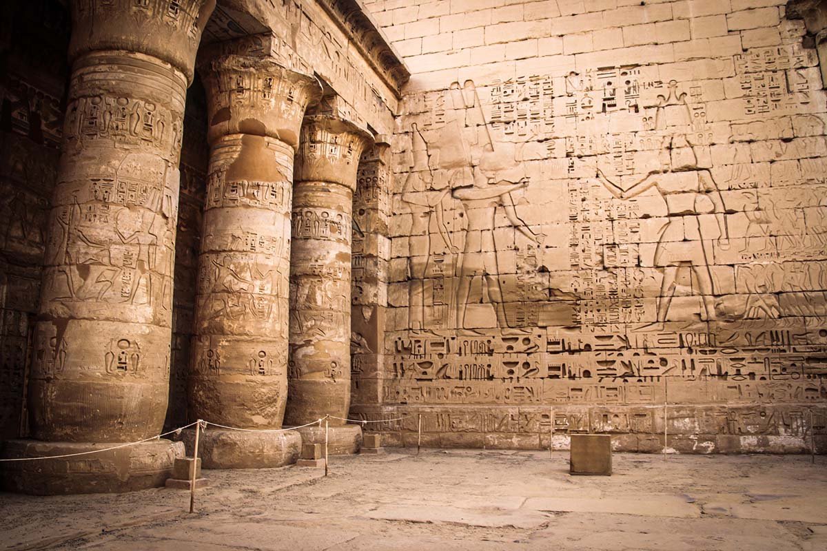 Egipto Y España: Un Viaje Entre La Literatura Y El Cine