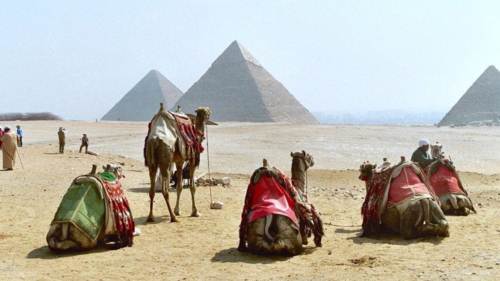 Excursión a las pirámides de Giza desde El Cairo: Guía Exclusiva
