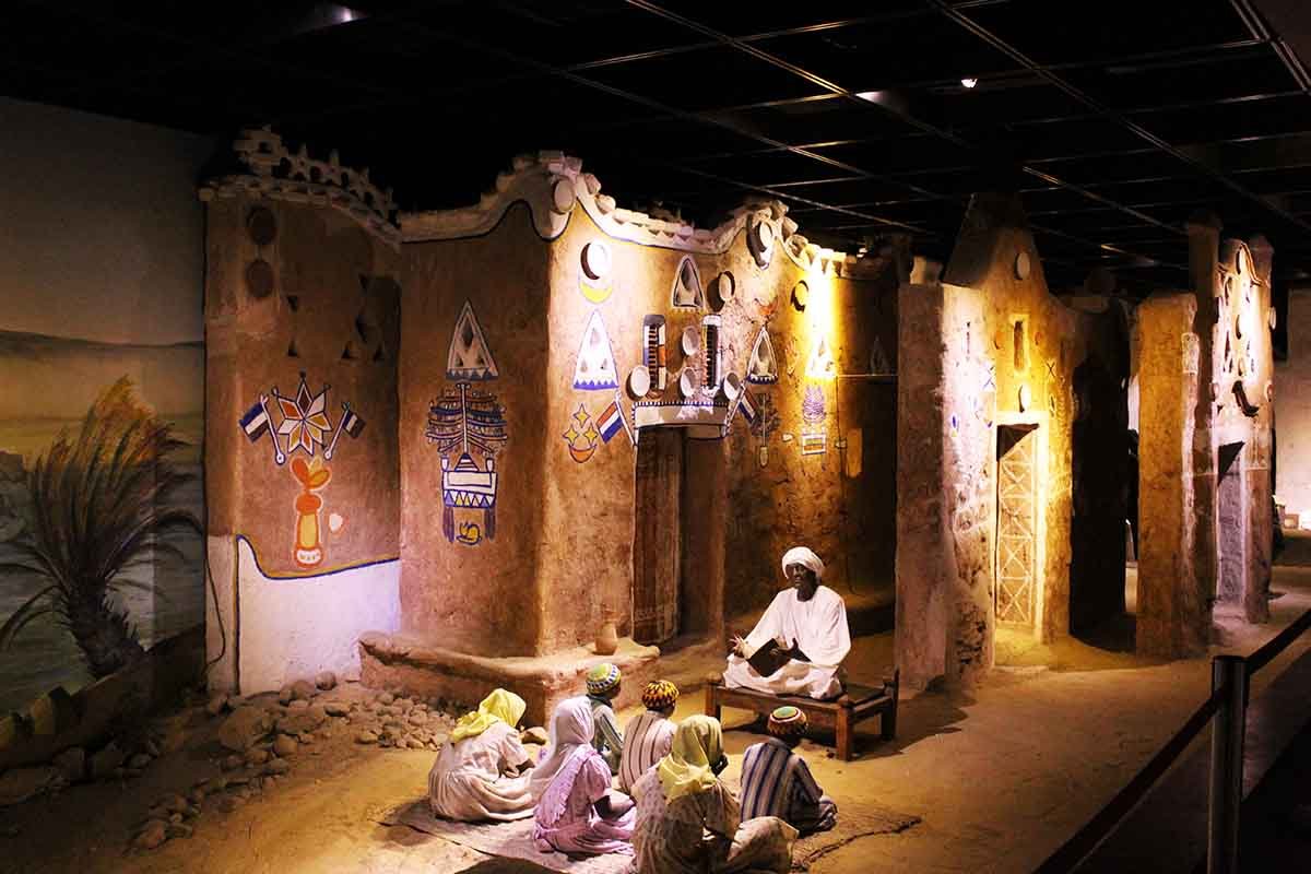 Exposición española en Asuán - arqueología en el Museo Nubio