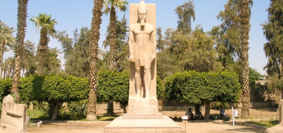 Tour Pirámides Giza Español Visita Privada VIP a Saqqara y Menfis
