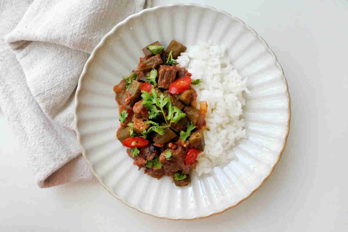 Okra egipcia o guiso de bamia: qué es