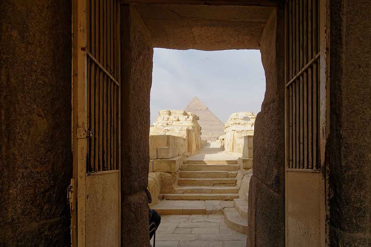 ¿Se puede visitar las Pirámides por dentro — Guía Completa