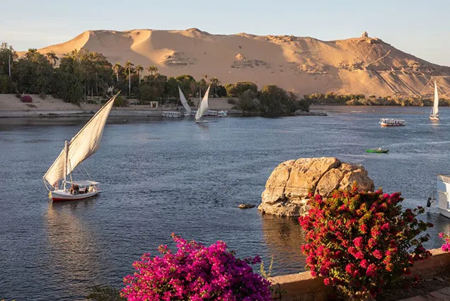 Explore los Secretos del Alto Egipto con el Exclusivo Crucero Luxor Aswan 3 Noches