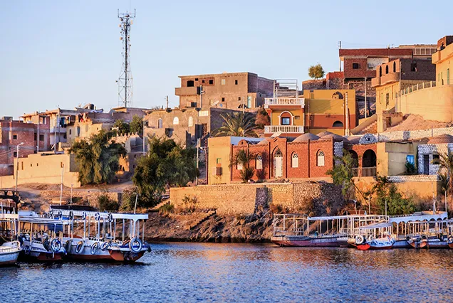 Explore los Secretos del Alto Egipto con el Exclusivo Crucero Luxor Aswan 3 Noches