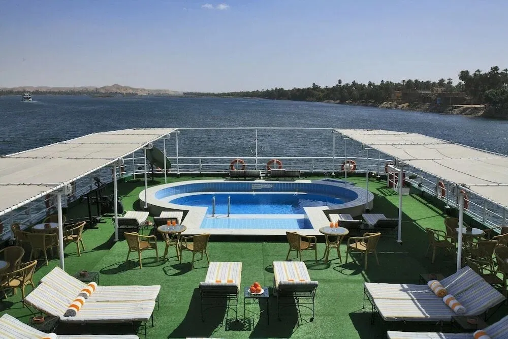 Crucero Nilo Steigenberger Royale 5 Días Luxor Asuán
