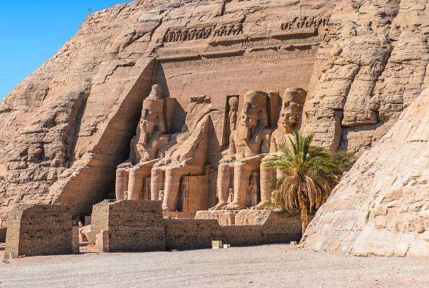 TEMPLOS DE ABU SIMBEL