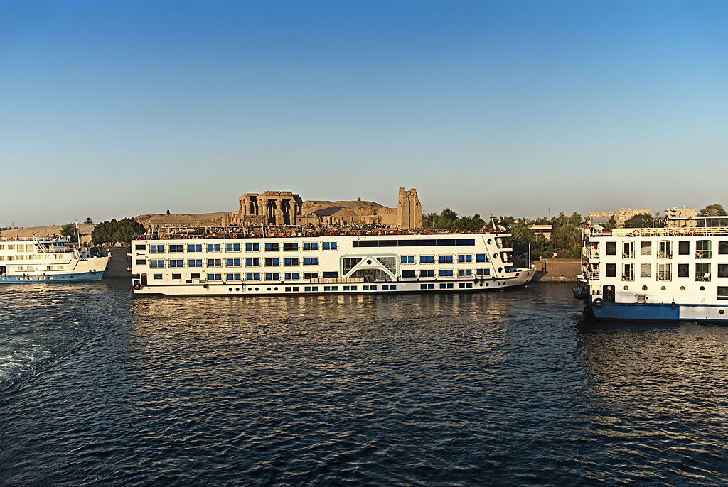 Español Nilo Crucero: Personaliza tu Viaje a Egipto