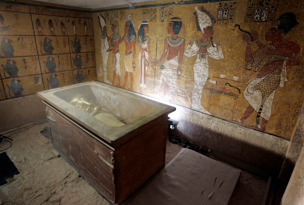 Tumba Del Rey Tut: Viaje Por El Tiempo